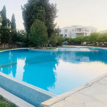 Hesperides Garden - Sunny 2br With Large Balcony, Pool, Lejlighed