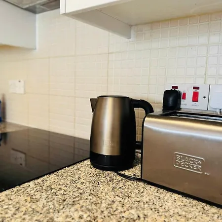 Διαμέρισμα Winter Deal! 2br Hesperides - Heated, Large Balcony, Well Connected, Work Friendly Πάφος