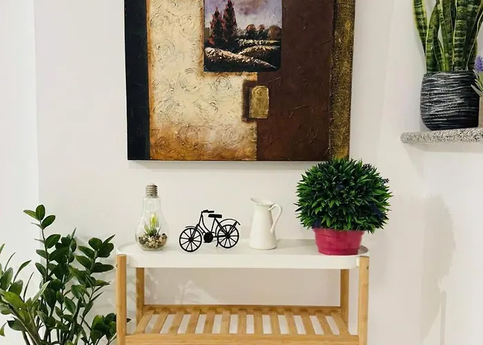 Winter Deal! 2br Hesperides - Heated, Large Balcony, Well Connected, Work Friendly *